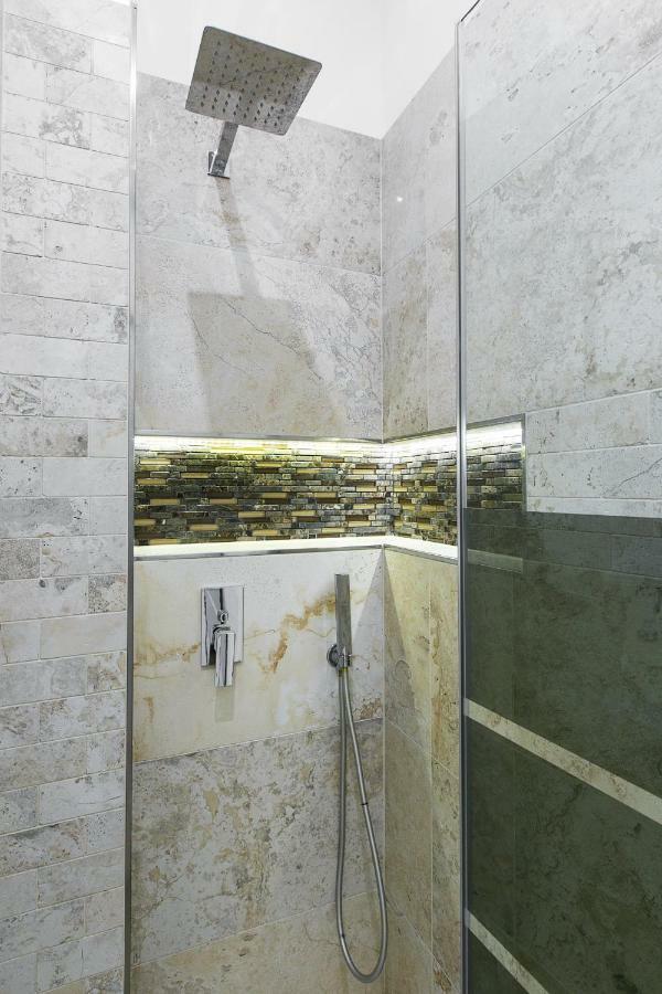 Old Town Cristal Apartment By Otium Krakau Buitenkant foto